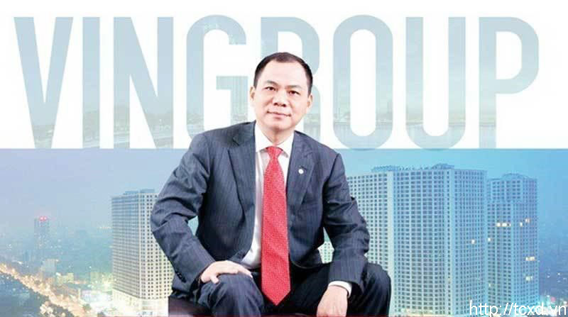 Từ ông vua mì gói đến chủ tịch tập đoàn Vingroup Khi mới về nước, Phạm Nhật Vượng đã sử dụng số tiền lợi nhuận từ việc bán Technocom để đầu tư vào 2 dự án bất động sản cao cấp nổi tiếng là Vinpearl Nha Trang và Vincom Center